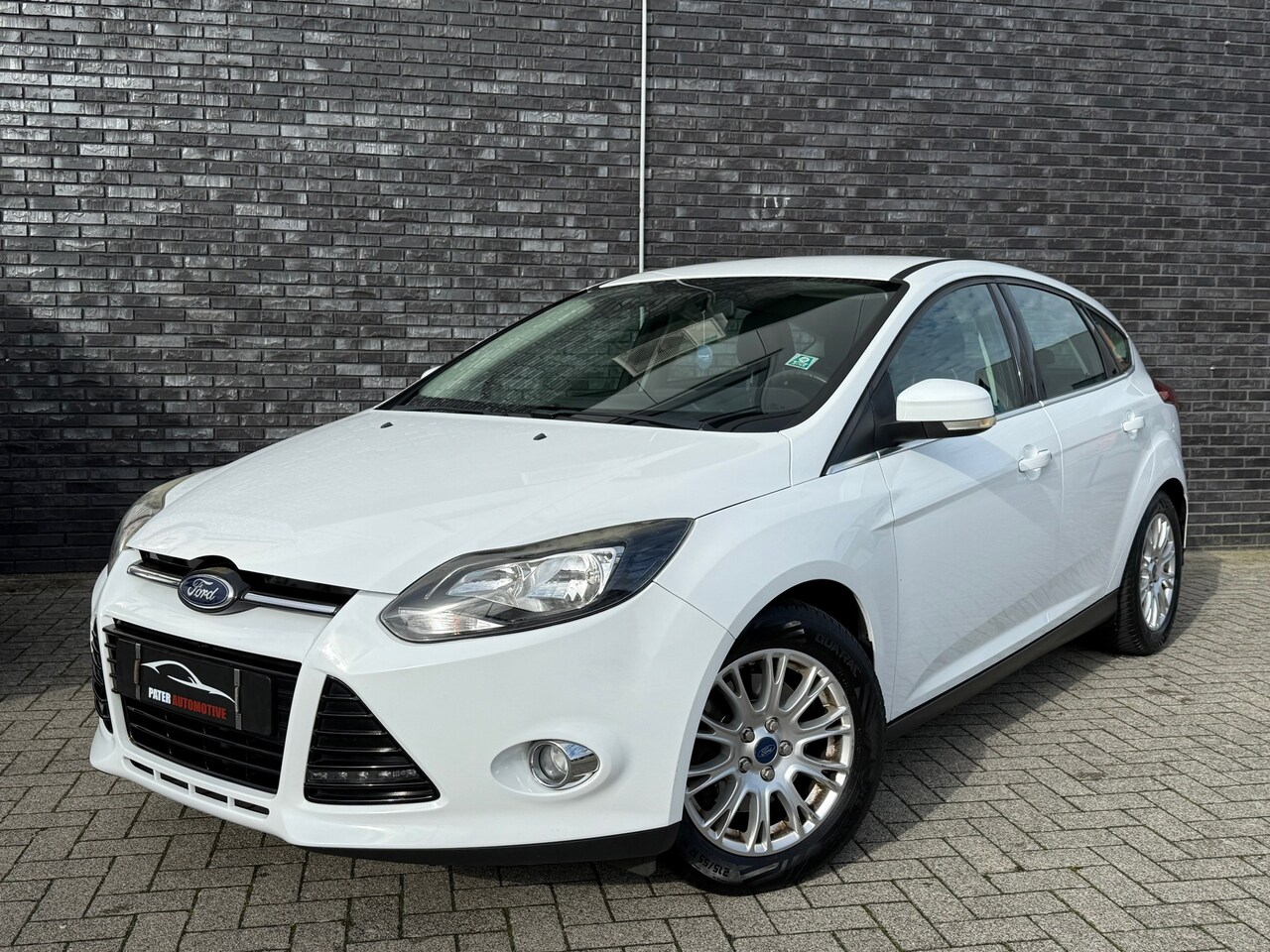 Ford Focus - 1.6 EcoBppst Titanium Cruise|Climate|GAS & Benzine|Elekt Ramen - AutoWereld.nl