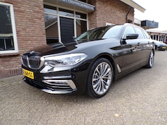 BMW 5-serie Touring - 530i High Executive Automaat / Leder / Navi / Panoramadak / Head Up