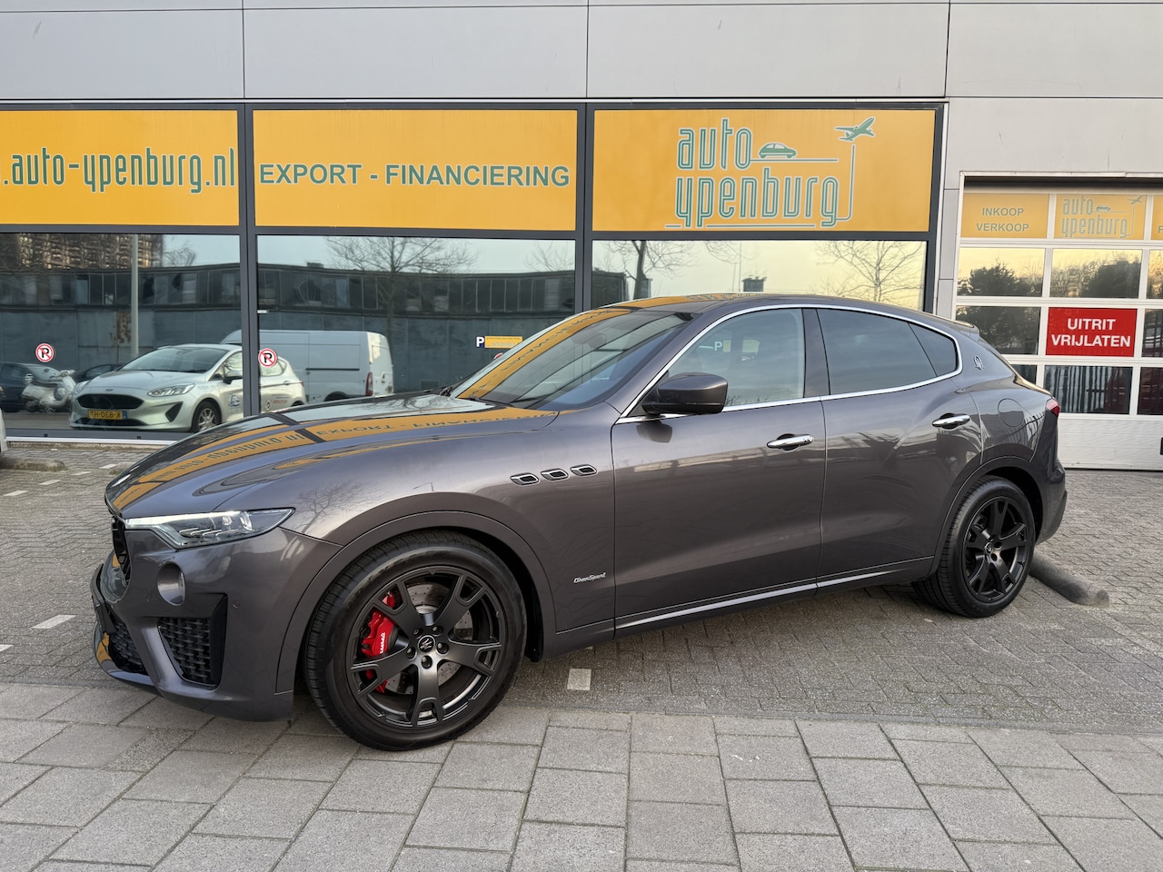 Maserati Levante - 3.0 V6 D AWD GranSport Automaat * Facelift * Modeljaar 2022 * Panoramadak * Matrix LED * S - AutoWereld.nl