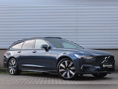 Volvo V90 - 2.0 T8 Plug-in hybrid AWD Ultra Dark | Trekhaak | H/K | Panoramadak | Head-up | Stoel-/Stu