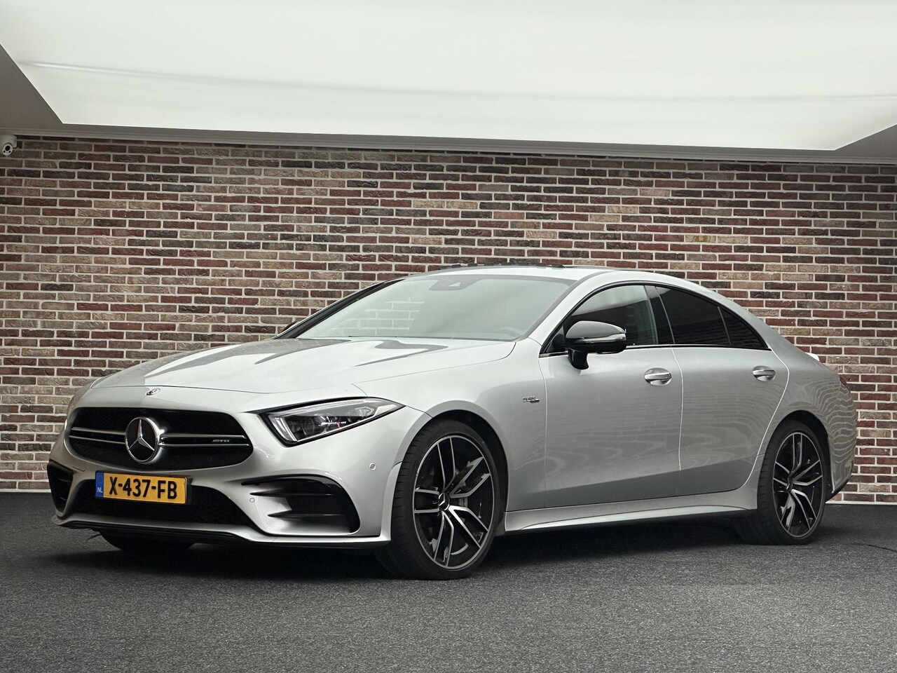 Mercedes-Benz CLS-klasse - AMG 53 4MATIC AMG DAK MEMORY SFEER MASSAGE LEDER 360 BURMESTER - AutoWereld.nl
