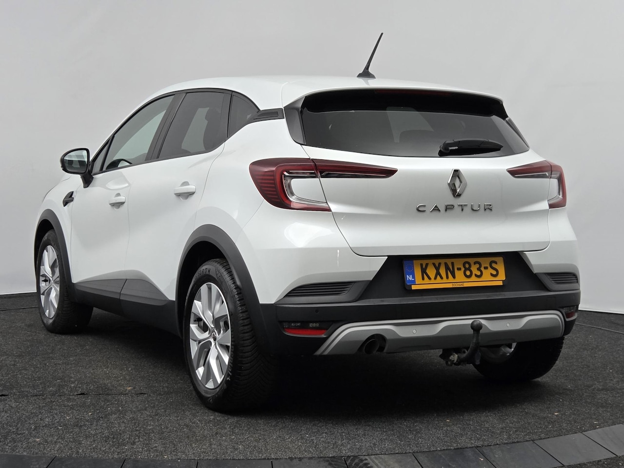 Renault Captur - 1.0 TCe 90 Zen | Trekhaak | Navigatie | Climate Control | Stoelverwarming | - AutoWereld.nl