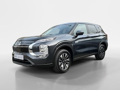 Mitsubishi Outlander - 2.4 PHEV Intense | 5000 EURO KORTING | NU DIRECT LEVEBAAR | 8 JAAR GARANTIE |