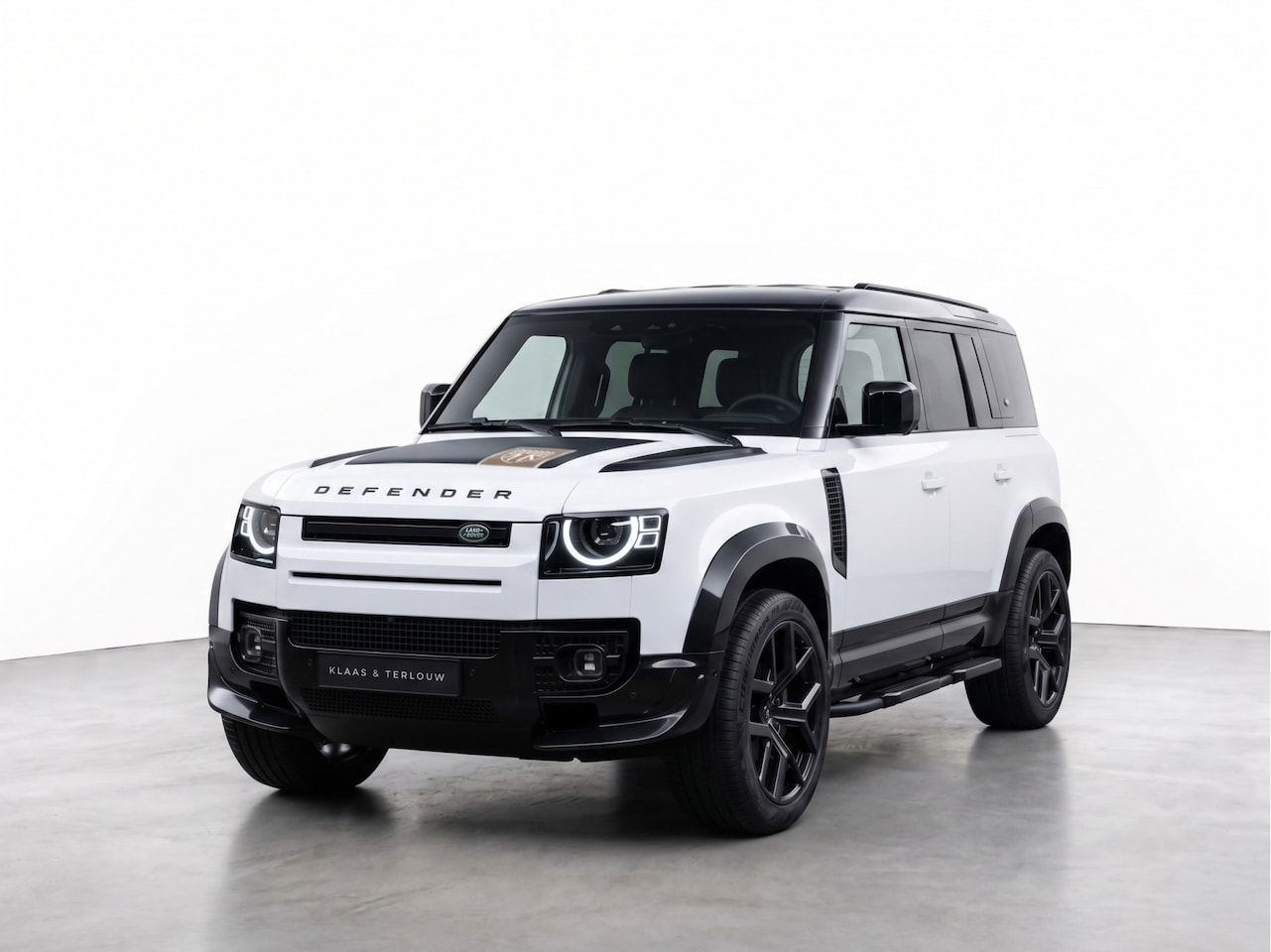 Land Rover Defender 110 - P300e 110 X-Dynamic HSE URBAN NP 123900Tailored by Klaas en Terlouw | Uniek - AutoWereld.nl