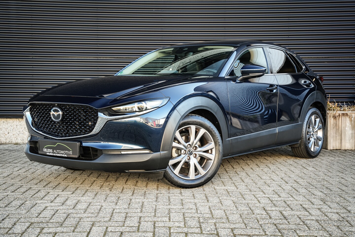 Mazda CX-30 - 2.0 e-SkyActiv-G M Hybrid Comfort | CarPlay | Clima | ACC | Trekhaak | Leder | Navi | 360 - AutoWereld.nl