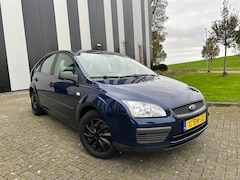 Ford Focus - 1.6-16V Champion 2e Eigenaar-Lage Km-Airco-Cruise-Elekpakket