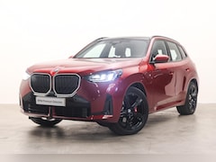 BMW X3 - 30e xDrive M Sport Automaat / Panoramadak / Trekhaak / Sportstoelen / Stoelventilatie / Ad