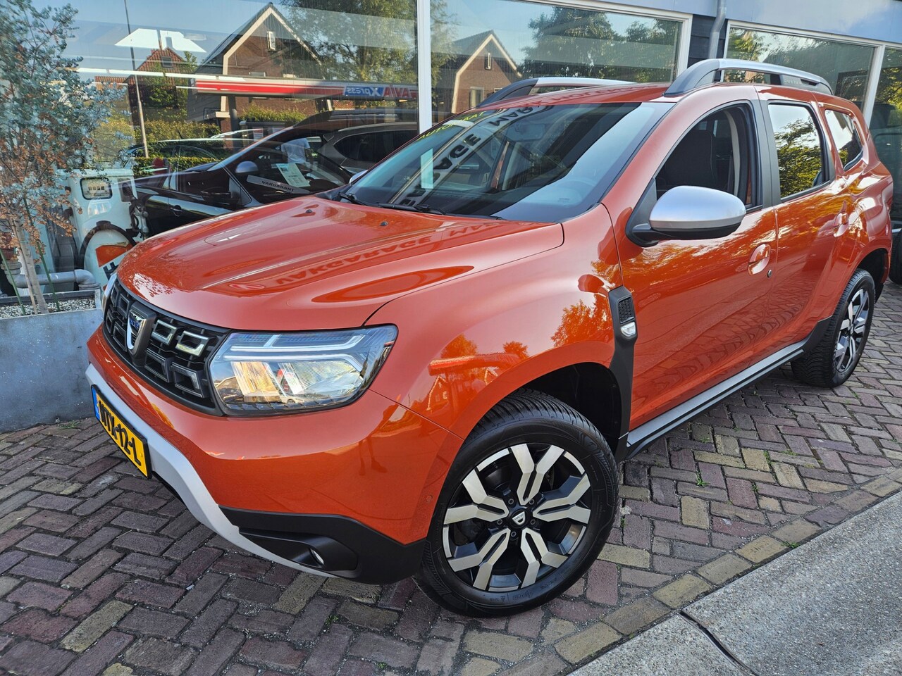 Dacia Duster - 1.3 TCe Prestige 1.3 TCe Prestige,automaat,trekhaak,hele leuke auto! - AutoWereld.nl