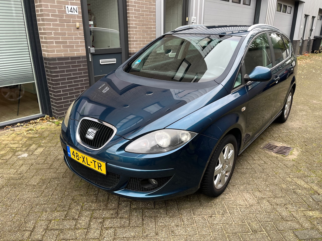 SEAT Altea XL - 1.6 Businessline! Airco! Cruise! PDC! - AutoWereld.nl