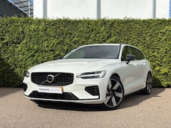 Volvo V60 - T8 Plug-in hybrid AWD Ultra Dark | Trekhaak | Panoramadak | Stoel + stuurverwarming | Harm