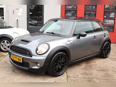 MINI 3-Deurs - 1.6 Cooper S Chili, PANO, LEDER, AIRCO, GROOT SCHERM
