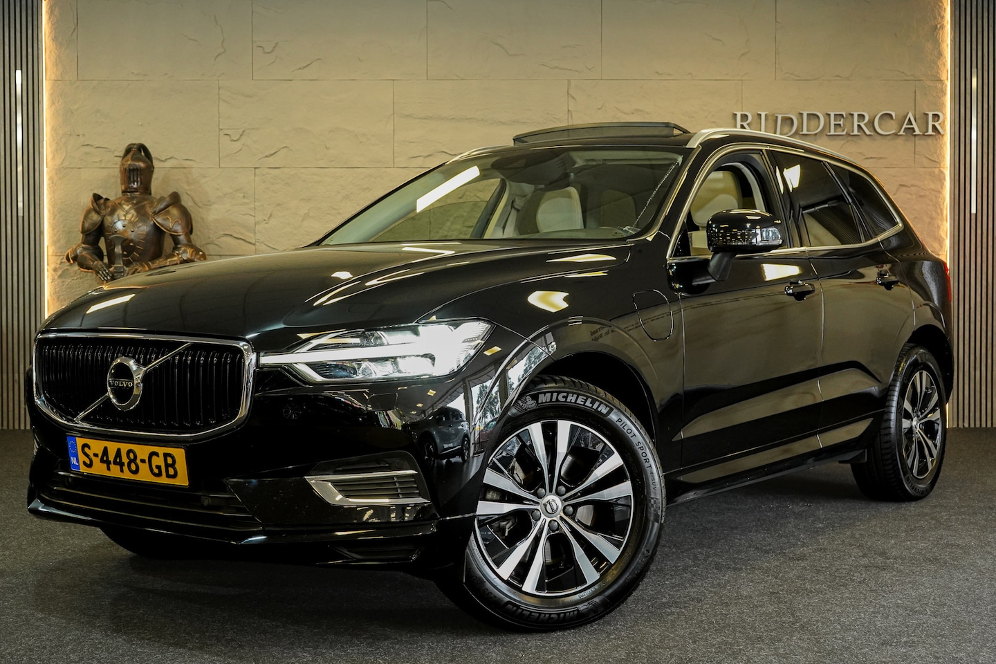 Volvo XC60 - 2.0 T8 Twin Engine AWD Inscription|GARANTIE|PANO|TREKHAAK|CARPLAY|NAVI - AutoWereld.nl