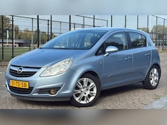 Opel Corsa - 1.4-16V Cosmo AIRCO/APK/LEER/