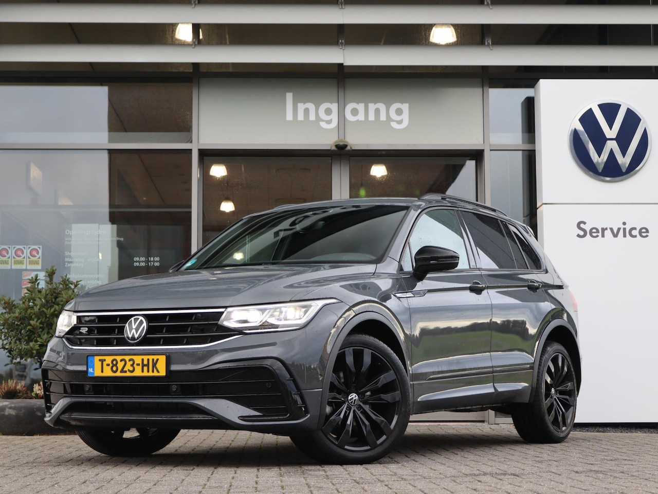 Volkswagen Tiguan - 1.5 TSI 150 PK DSG R-Line Business | Zwenkbare Trekhaak | Matrix LED | Camera | Black Styl - AutoWereld.nl