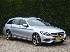 Mercedes-Benz C-klasse Estate - 180 Ambition automaat / trekhaak / navigatie / 19 inch velgen / cruise control / half leer