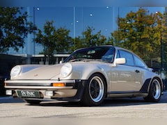Porsche 911 - 930 3.0 Turbo Coupé / Hell Bronze / Tartan Interior