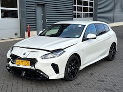 BMW 1-serie - 120, M sport, harman kardon, memory seats, head-up, camera, navigatie