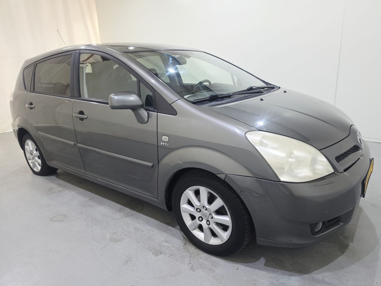 Toyota Corolla Verso - 1.8 VVT-I Luna 7.P AUT LEDER - AutoWereld.nl