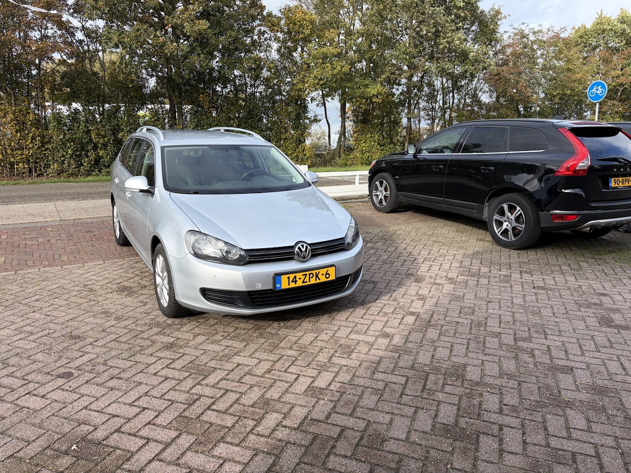 Volkswagen Golf Variant - 1.2 TSI Comfort Executive Line BlueMotion CRUISE CLIMA NAVI - AutoWereld.nl