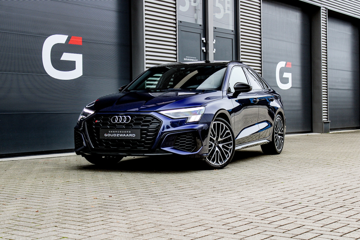 Audi S3 - Limousine 2.0 TFSI quattro | Edition One | Pano | Carbon | HUD | Matrix | B&O | Sportstoel - AutoWereld.nl