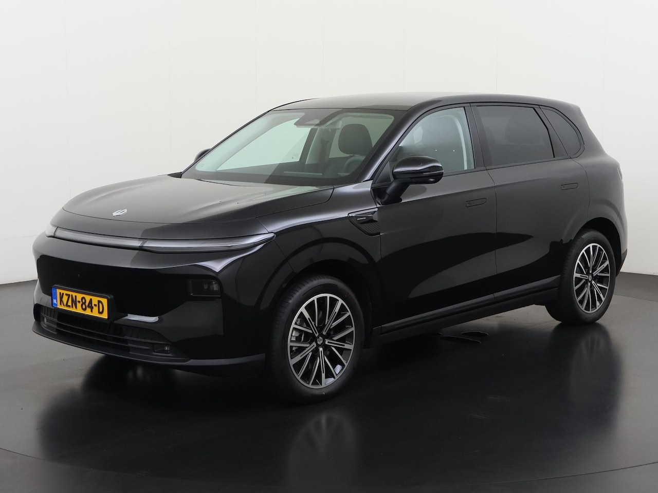 Leapmotor B10 - Design ProMax 67.1 kWh | All-in 499,- Private Lease | Direct uit voorraad - AutoWereld.nl
