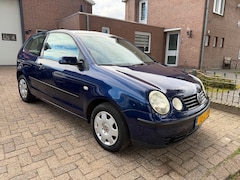 Volkswagen Polo - 1.4-16V Comfortline