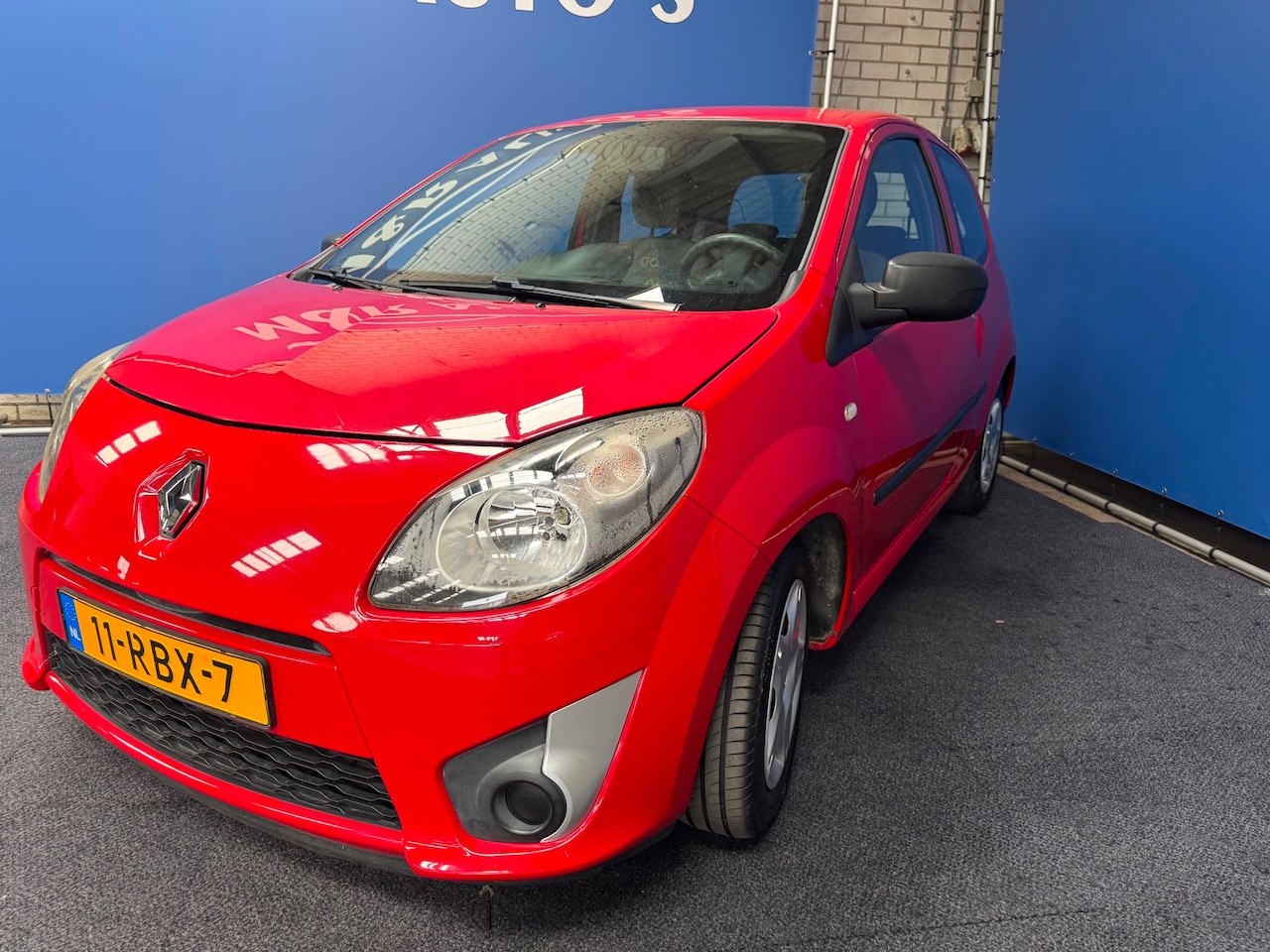 Renault Twingo - 1.2-16V Authentique 1.2-16V Authentique Nieuwe APK - AutoWereld.nl