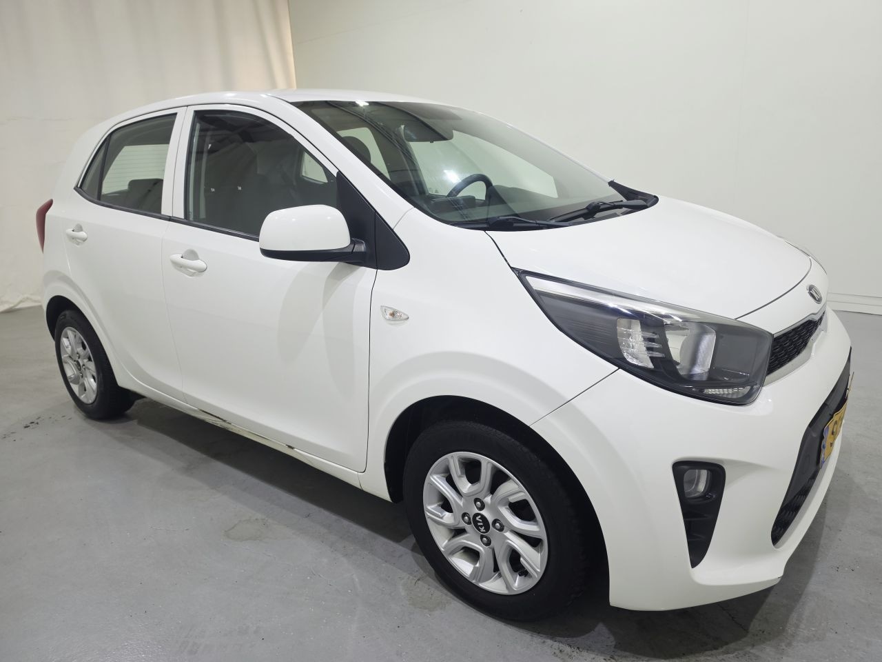 Kia Picanto - 1.0 ComfortPlusLine Navigator Bjr.2018 - AutoWereld.nl