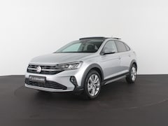 Volkswagen Taigo - 1.0 TSI Life Edition Automaat/Camera/Panorama schuifdak/navigatie