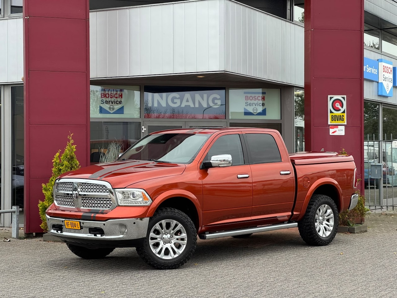 Dodge Ram 1500 - 5.7 V8 4x4 Quad Cab 6'4 | Lage bijtelling | Trekhaak - AutoWereld.nl