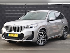 BMW X1 - sDrive18i M-sport Automaat | Sportstoelen | Camera | Stoelverwarming | Carplay | Elek. Kle