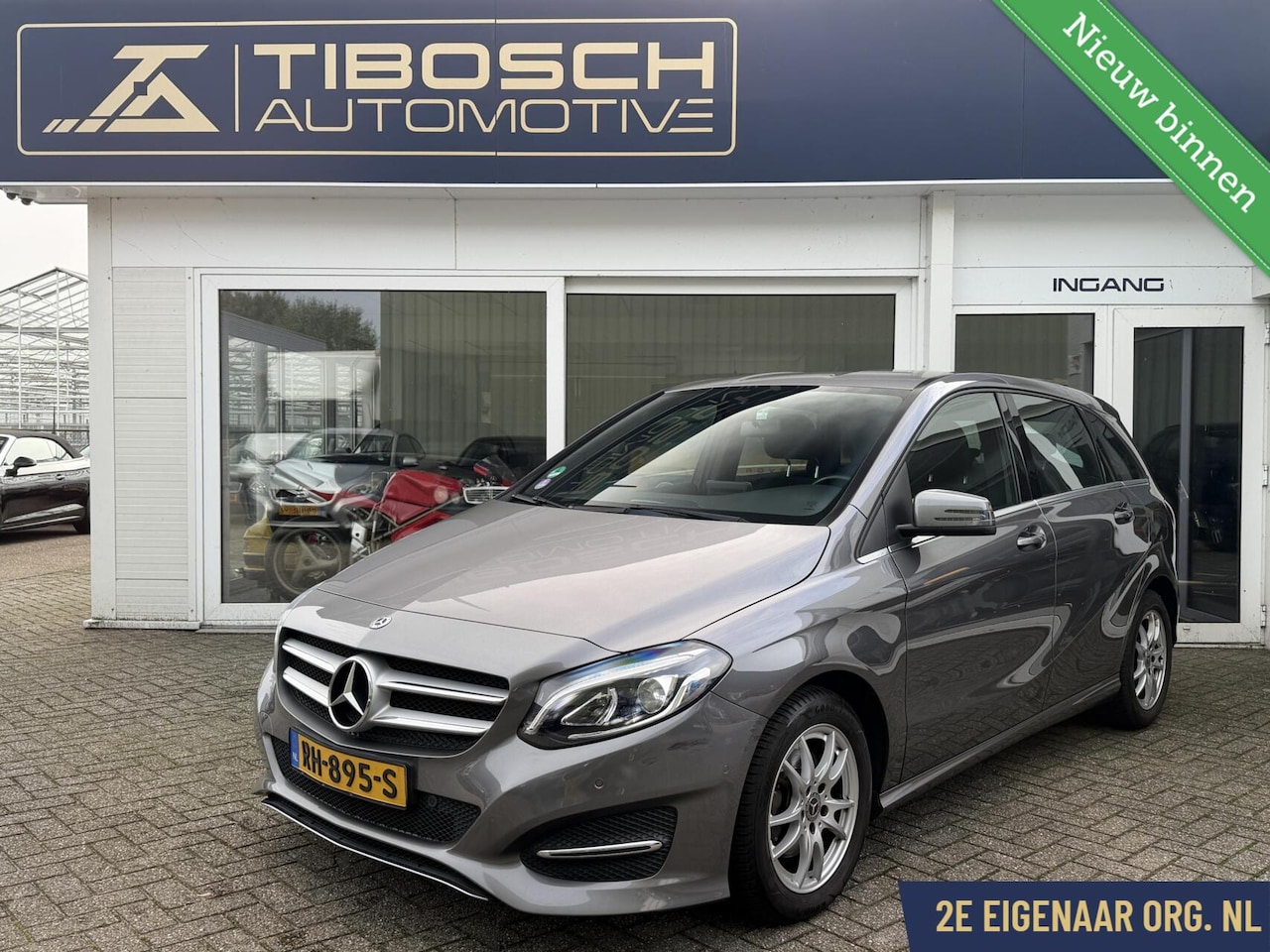 Mercedes-Benz B-klasse - 160 Comand + Carplay PDC V+A Keyless start/stop - AutoWereld.nl