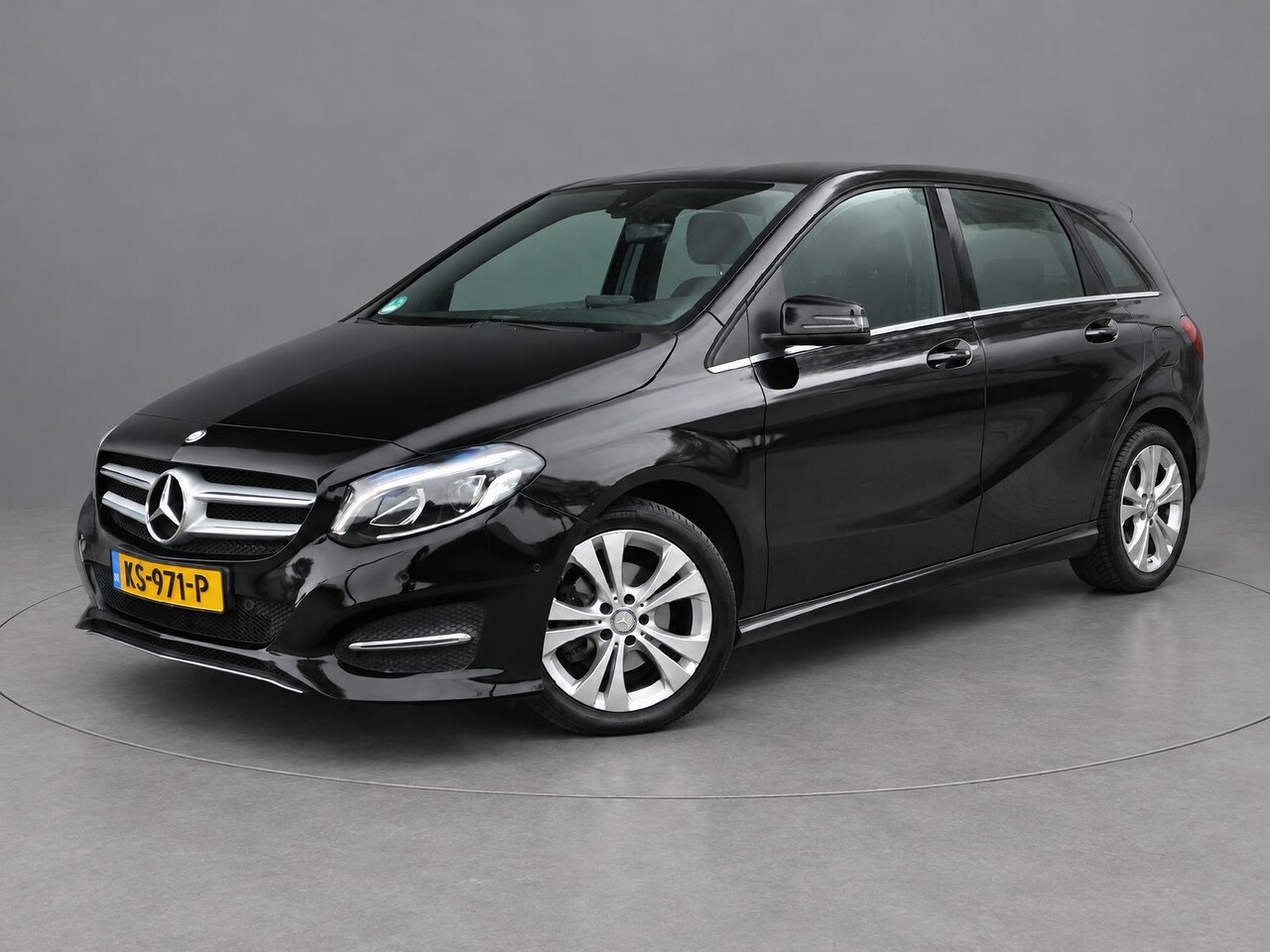 Mercedes-Benz B-klasse - 180 Ambition | Airco | Cruise | Multimedia/Navi | PDC | - AutoWereld.nl