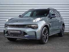 Lynk & Co 01 - 1.5 More Schuif- kanteldak | Stoel- stuurverwarming | 360° Camera | Adaptive Cruise Contro