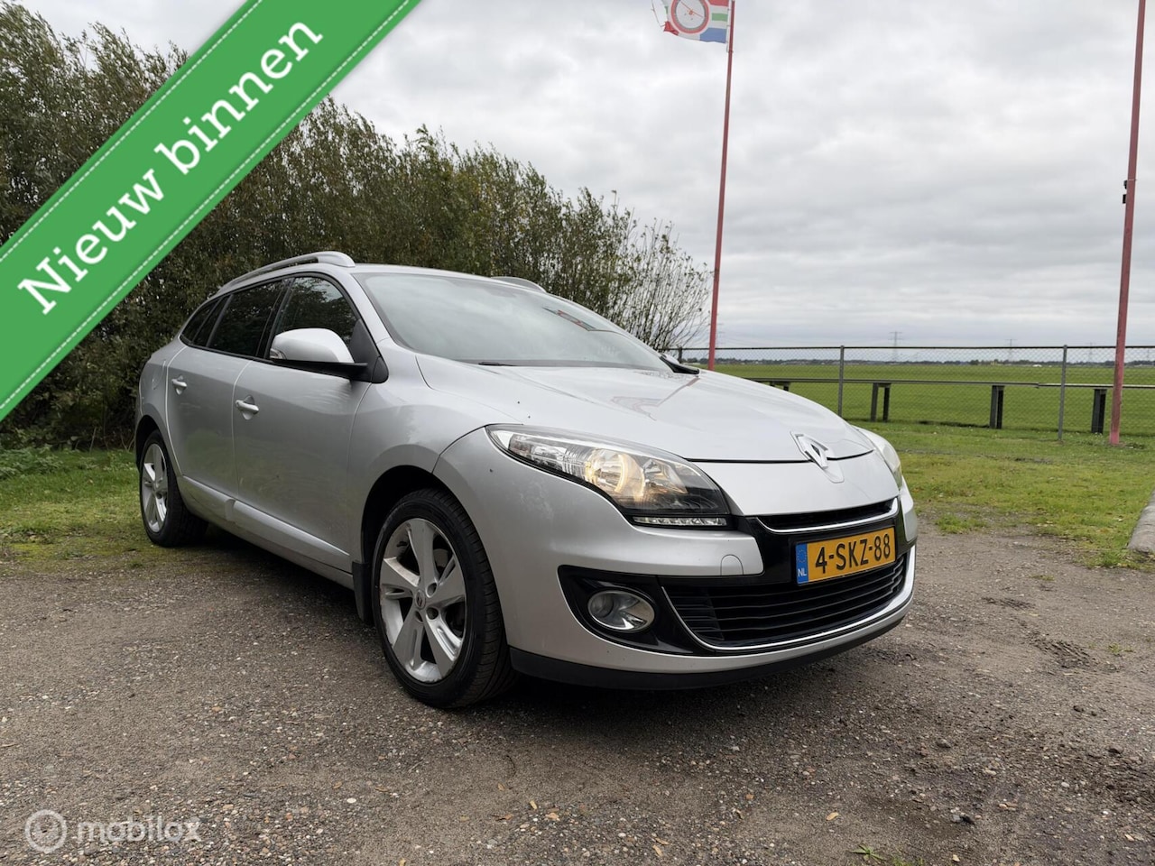 Renault Mégane Estate - 1.5 dCi Expression 1.5 dCi Expression - AutoWereld.nl