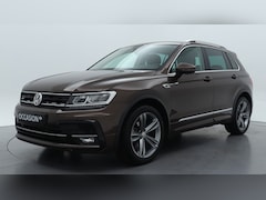 Volkswagen Tiguan - 1.4 TSI ACT 150pk DSG Highline R-Line Navigatie