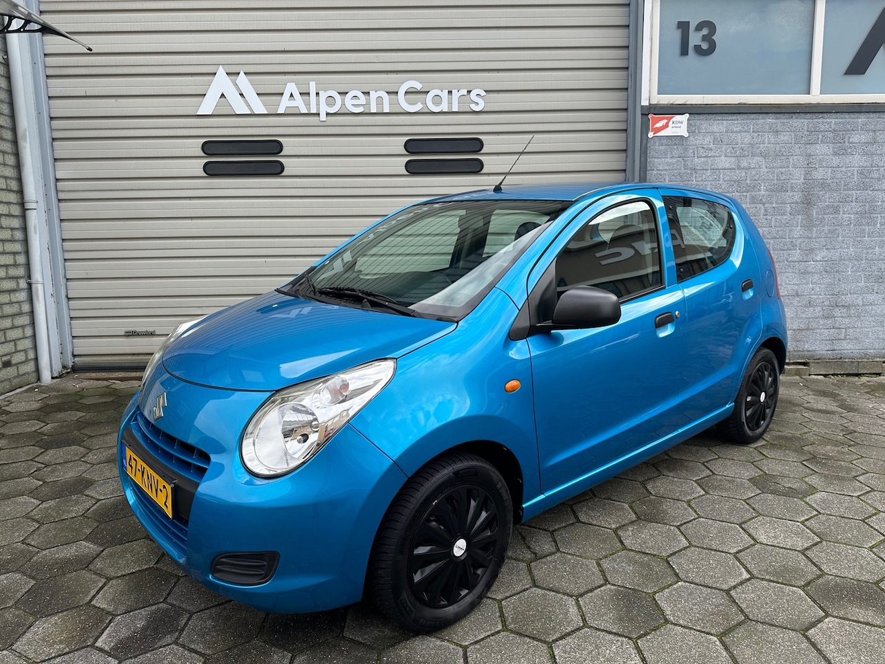Suzuki Alto - 1.0 Comfort 2de eigenaar / multimediasysteem / NAP / APK 01-2027 - AutoWereld.nl