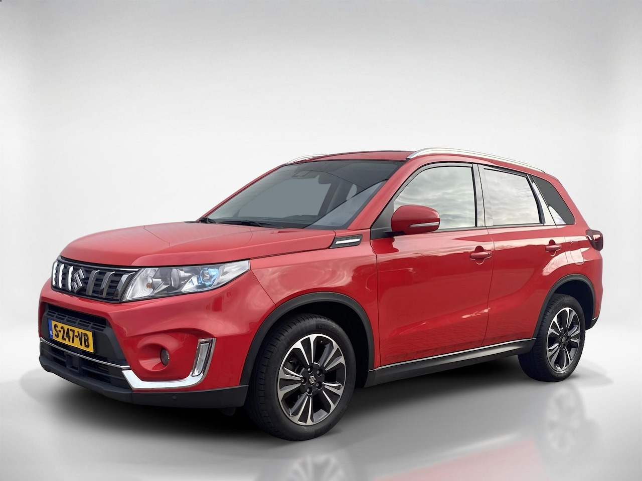 Suzuki Vitara - 1.4 Boosterjet Stijl | Rijklaarprijs | Elektrisch glazen panorama-dak | Apple Carplay & An - AutoWereld.nl