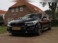 BMW 5-serie - 530d xDrive High Executive Aut. | Dealeronderhouden| M-Pakket | Nap | Pano | Harman Kardon