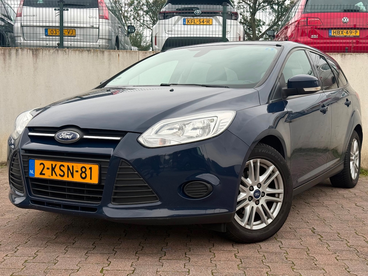 Ford Focus Wagon - 1.6 TDCI ECOnetic Lease Trend/CAMERA/NAVI/PDC/CRUISE/APK 11-2027/TREKHAAK/ - AutoWereld.nl