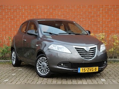 Lancia Y(psilon) - Ypsilon 0.9 TwinAir 86pk Silver | NL-auto | 5 deuren | Airco | Elek. ramen | Lichtmetalen