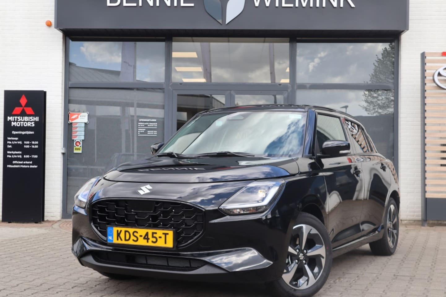 Suzuki Swift - 1.2 Style Smart Hybrid 1.2 Style Smart Hybrid - AutoWereld.nl