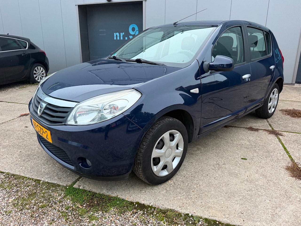 Dacia Sandero - 1.2 Lauréate met airco - AutoWereld.nl