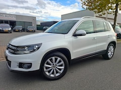 Volkswagen Tiguan - 1.4 TSI Sport&Style CLIMA/CRUISE/PANO/NAVI