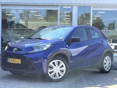 Toyota Aygo X - 1.0 VVT-i MT Play | Airco | Achteruitrijcamera | NL Auto