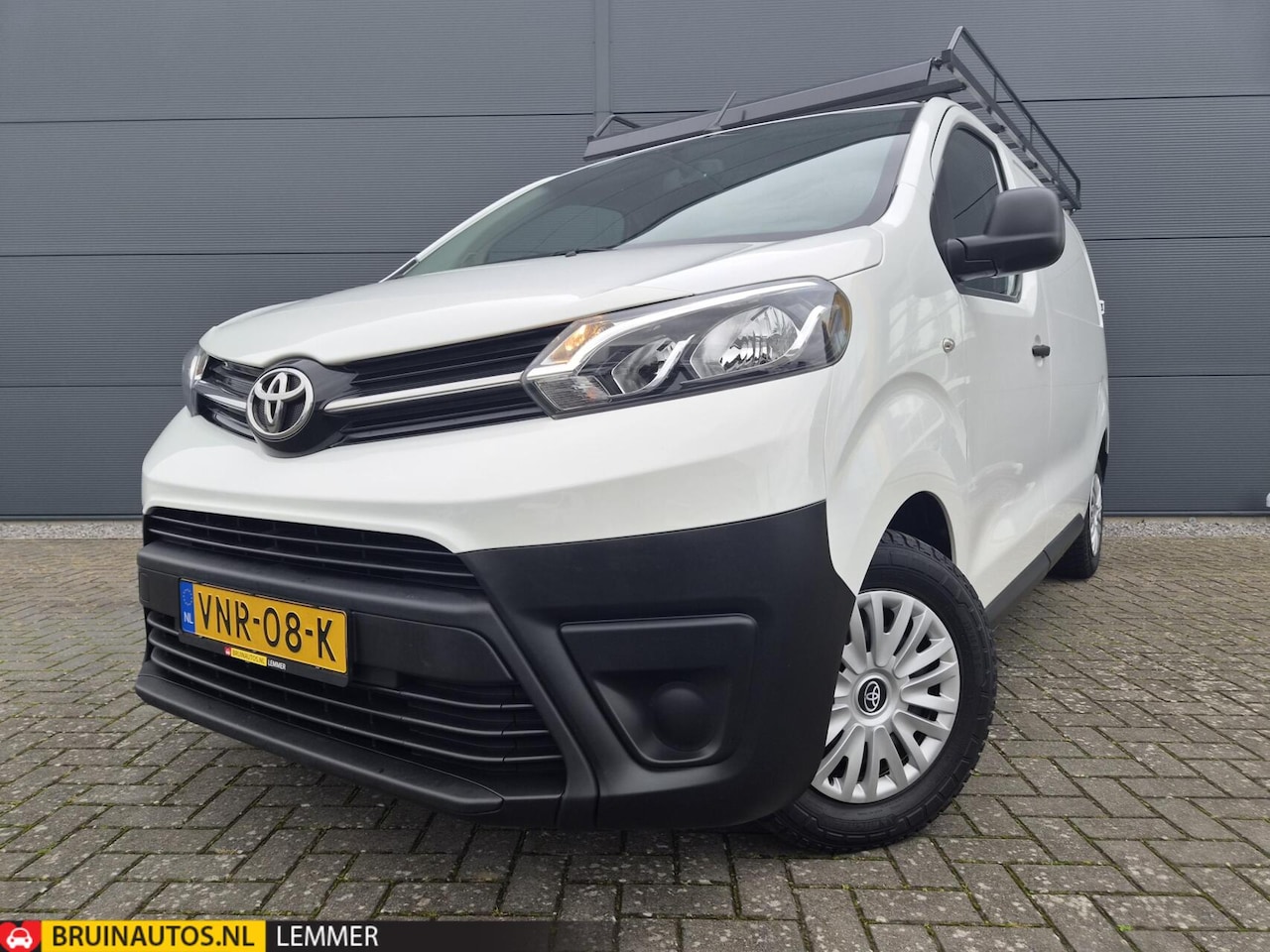Toyota ProAce Worker - 1.5 D-4D Airco Camera Imperiaal 120pk - AutoWereld.nl