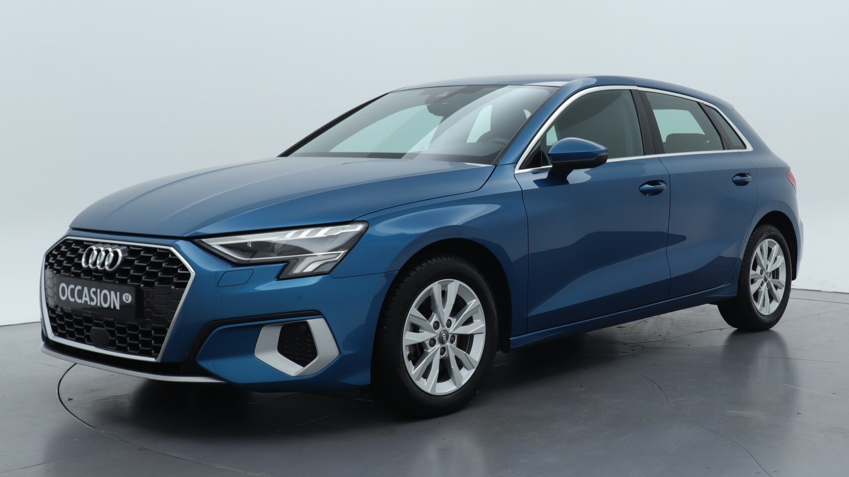 Audi A3 Sportback - 35 TFSI 150 PK Business edition | PDC | Navigatie | Sportstoelen | - AutoWereld.nl