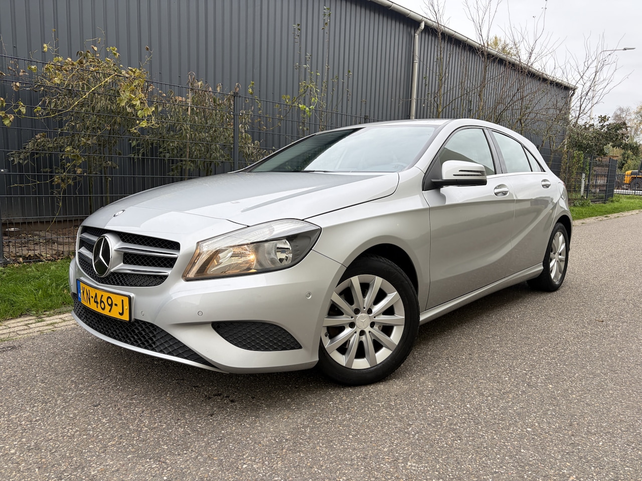Mercedes-Benz A-klasse - 180 Ambition / AUTOMAAT / LEER / NAVI / CRUISE / INCL BTW - AutoWereld.nl