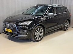 SEAT Tarraco - 1.4 TSI e-Hybrid PHEV FR Business FABRIEKSGARANTIE 03-2028 20"/Panoramadak/Trekhaak/360 ca