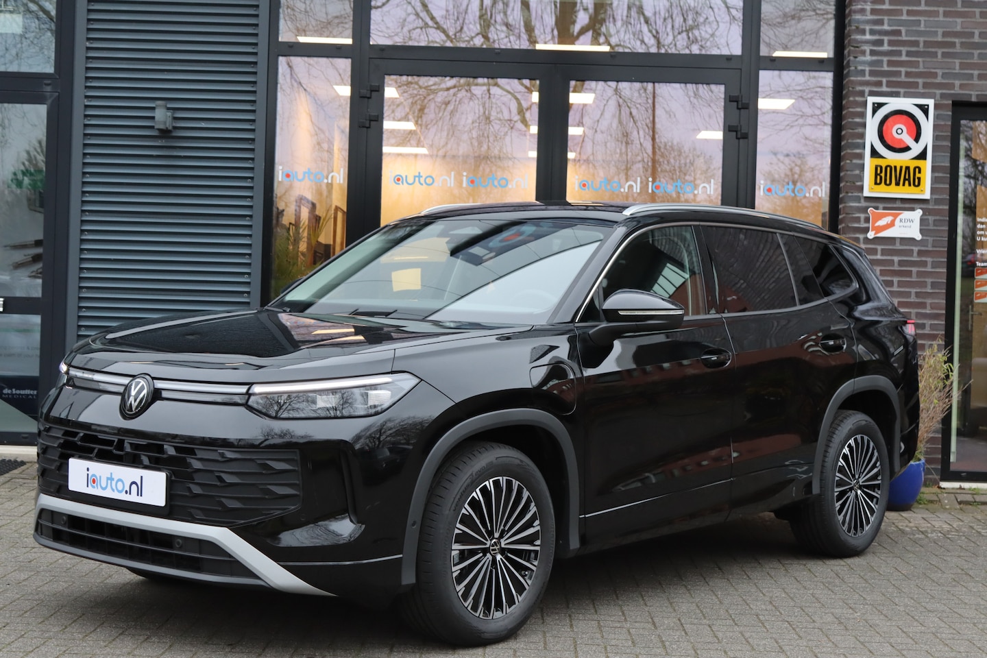 Volkswagen Tayron - 1.5 eHybrid 204PK Edition IQ.Light/Keyless/Camera/DCC/Winterpakket/Elek. klep/Dodehoek/Tre - AutoWereld.nl